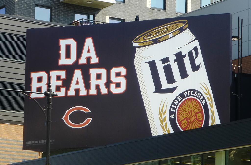 Miller Lite Beer Chicago Bears Co-op,ORD,Bultn,Addison & Sheffield,09-16-24