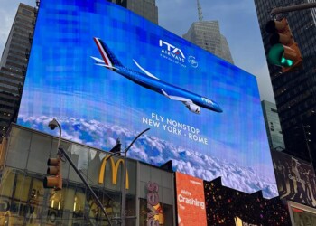 ITA Airways,NY,DSN,45 st & 7 av Manhattan NYC,09-17-24